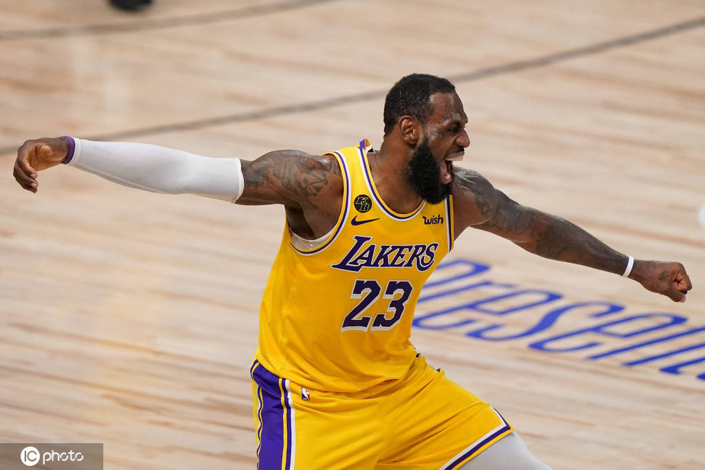 重磅！新奥尔良鹈鹕围绕NBA季后赛防线松动里程碑夜皇家马德里强势反弹，加时末段底特律活塞调整名单以备欧篮联